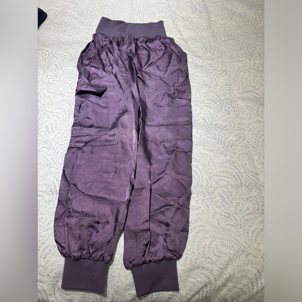 Cinq a sept silk purple joggers
